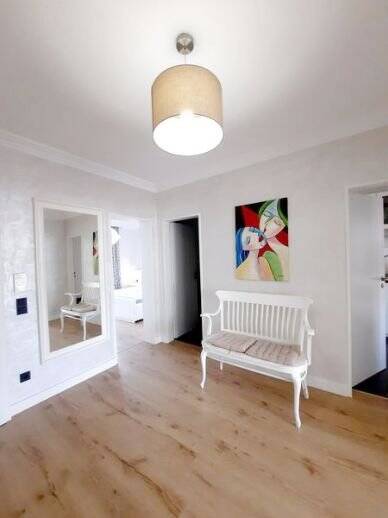 Etagenwohnung Hamburg Wandsbek - 2 Zimmer, 68 m&sup2;, 1.300&euro; | Angebot:26904206