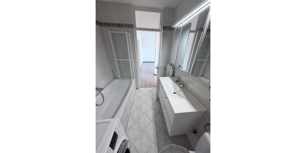 Etagenwohnung Ingolstadt Friedrichshofen-Hollerstauden - 3 Zimmer, 85 m&sup2;, 283.000&euro; | Angebot:27019282