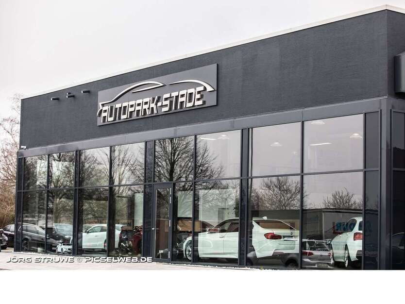 Peugeot 208 28.000 km 18.890 € Stade 21684