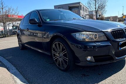 BMW 330 303.000 km 5.500 &euro; Aichtal 72631