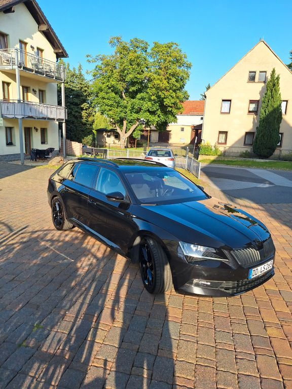 Skoda Superb 97.071 km 22.400 € Dresden 01108