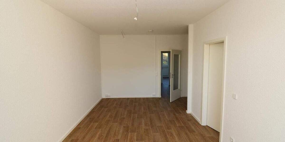 EG-Wohnung mit bodengleicher Dusche u. Balkon...da freuen sich nicht nur die Umzugshelfer! 3 zimmer