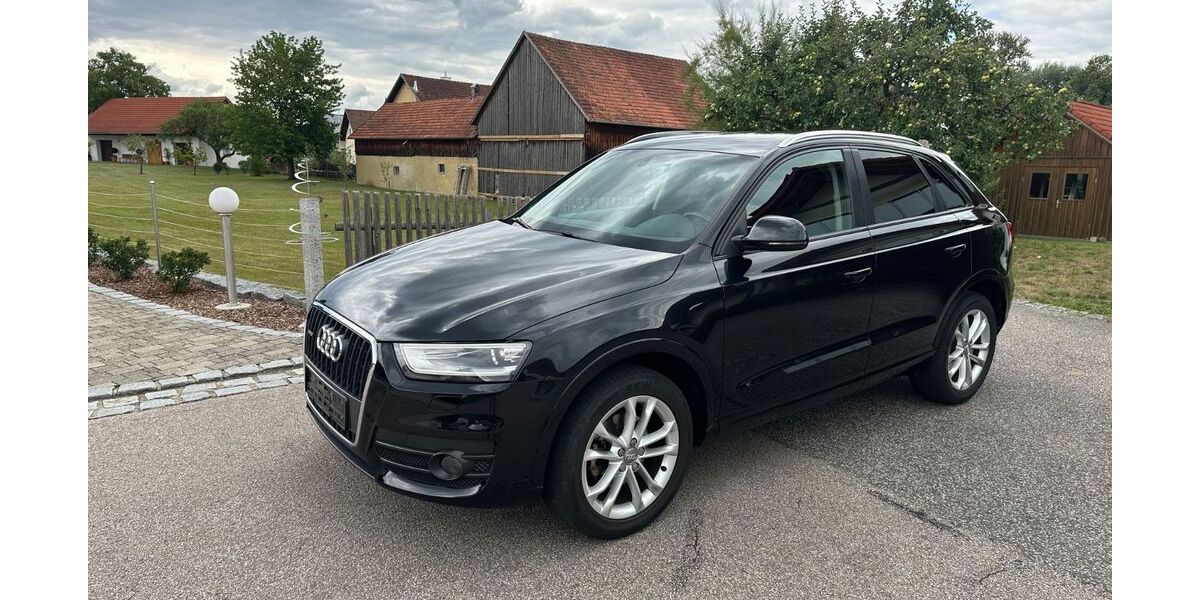 Audi Q3 235.787 km 10.850 &euro; Roding 93426