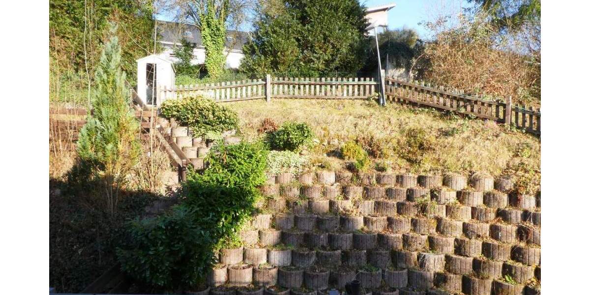 Etagenwohnung Brachttal Hellstein - 5 Zimmer, 136 m&sup2;, 290.000&euro; | Angebot:25704438