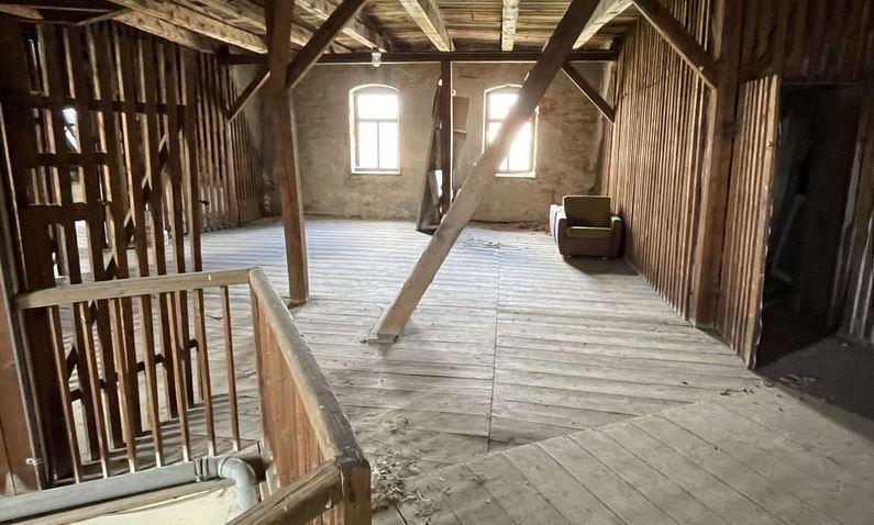 Doppelhaushälfte Kottmar - 12 Zimmer, 250 m&sup2;, 47.900&euro; | Angebot:27012606