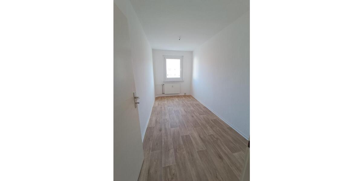 Etagenwohnung Zittau - 4 Zimmer, 68 m&sup2;, 445&euro; | Angebot:26686438