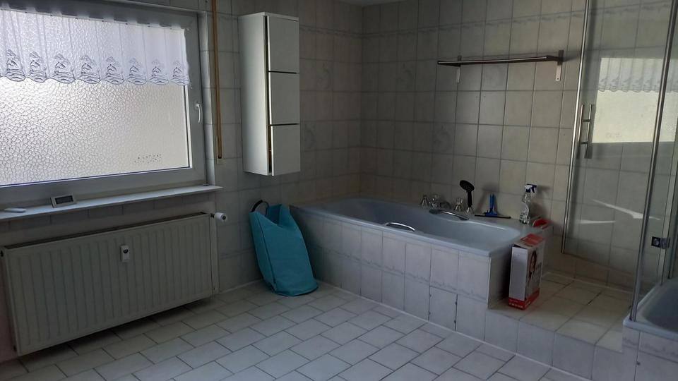 Etagenwohnung Grünberg - 6 Zimmer, 135 m&sup2;, 890&euro; | Angebot:26362175