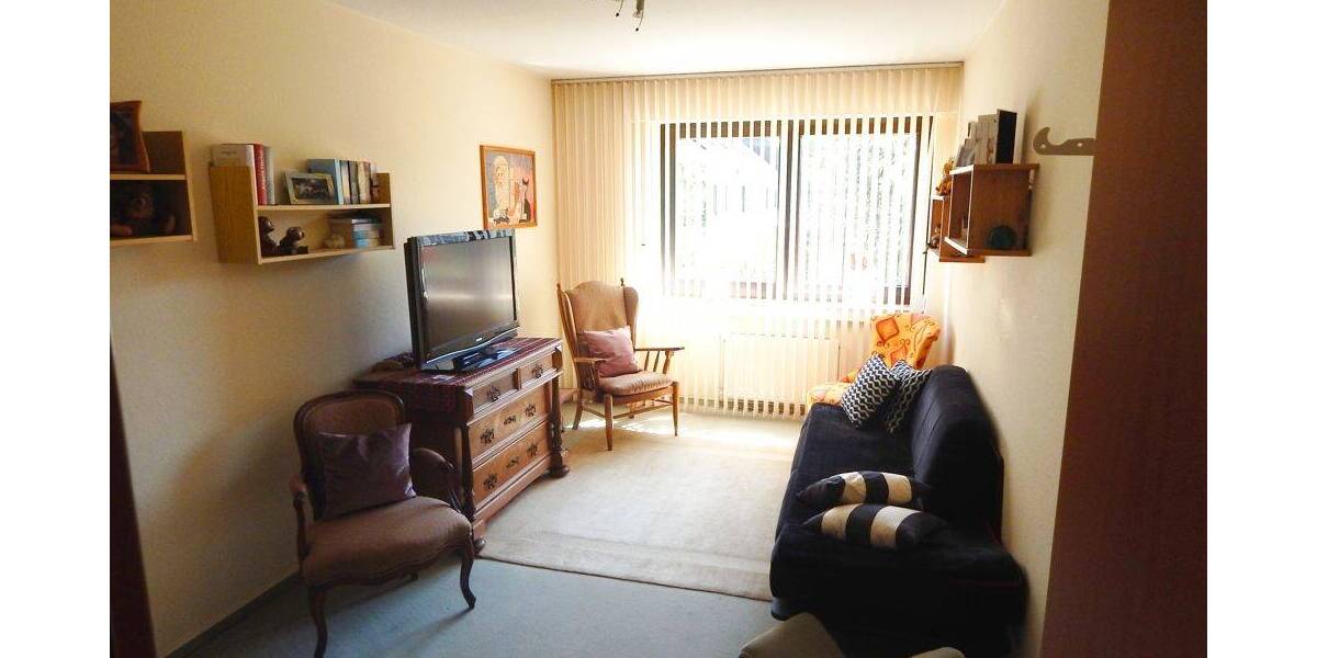 Reihenmittelhaus Düsseldorf Hellerhof - 6 Zimmer, 157 m&sup2;, 599.000&euro; | Angebot:26843922