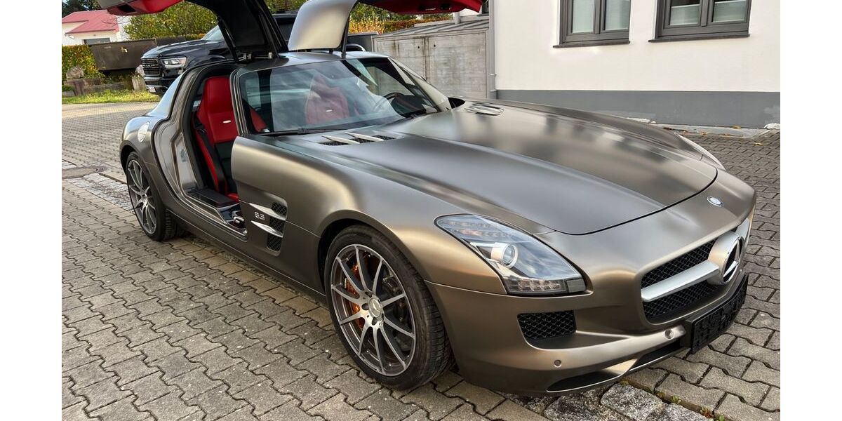 Mercedes-Benz SLS AMG 13.700 km 249.900 &euro; München 81829