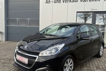 Peugeot 208 106.000 km 7.900 &euro; Bedburg-Hau 47551