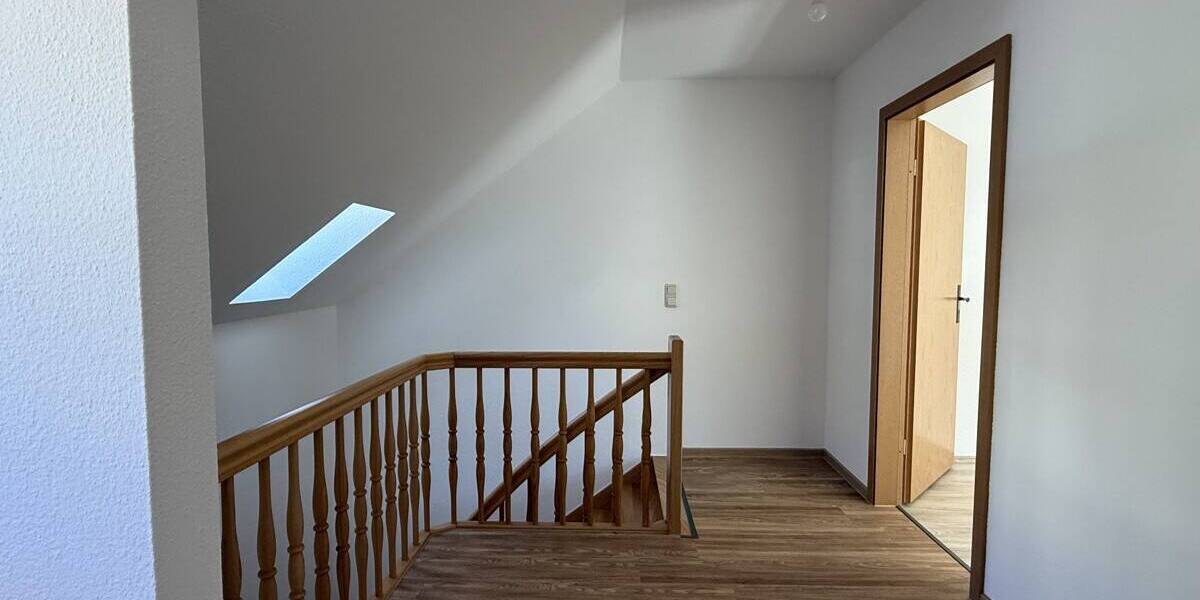 Mehrfamilienhaus, Wohnhaus Bad Blankenburg - 6 Zimmer, 141 m&sup2;, 175.000&euro; | Angebot:26683721