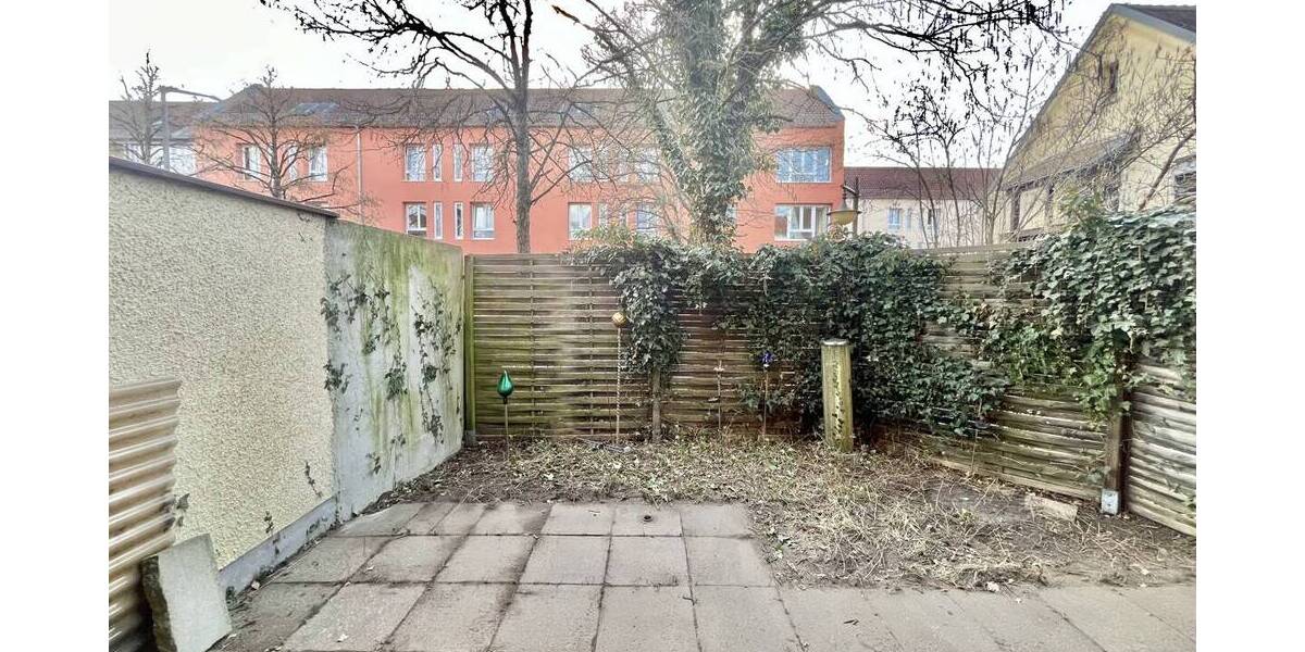 Reihenendhaus Schwandorf - 4 Zimmer, 106 m&sup2;, 279.000&euro; | Angebot:25929306