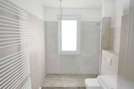 Wohnung Sangerhausen - 2 Zimmer, 61 m&sup2;, 394&euro; | Angebot:26023748