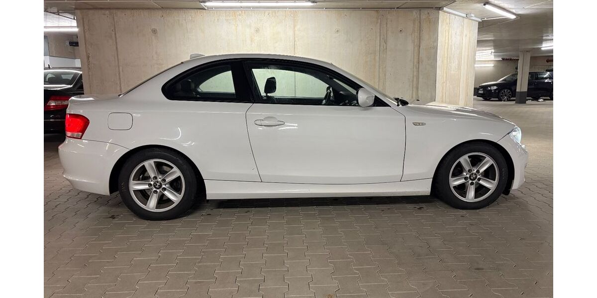 BMW 120 245.000 km 6.400 &euro; Sankt Wolfgang 84427