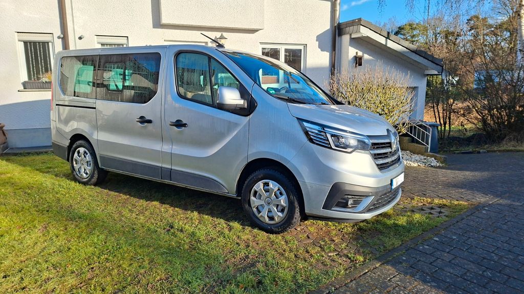 Renault Trafic 64.500 km 22.999 &euro; Kalenborn 53505