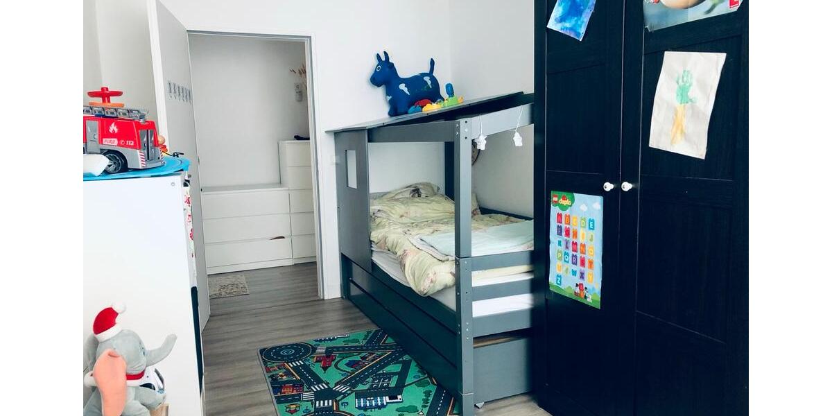 Etagenwohnung Emden - 4 Zimmer, 100 m&sup2;, 950&euro; | Angebot:26398876