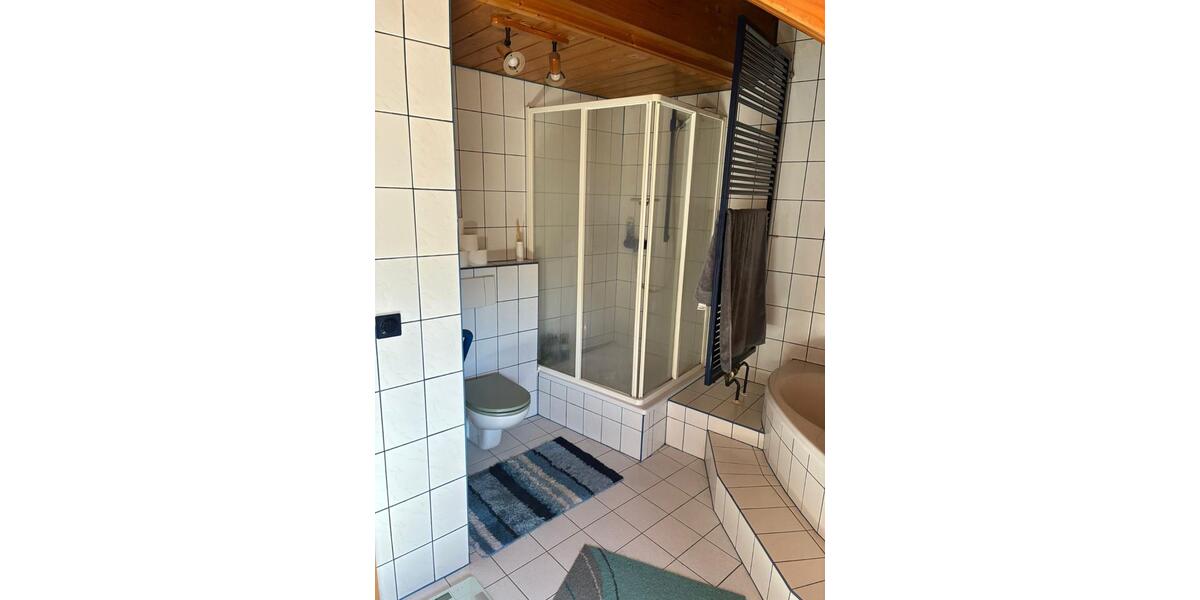 Dachgeschoßwohnung Hohberg - 2 Zimmer, 78 m&sup2;, 620&euro; | Angebot:26414096