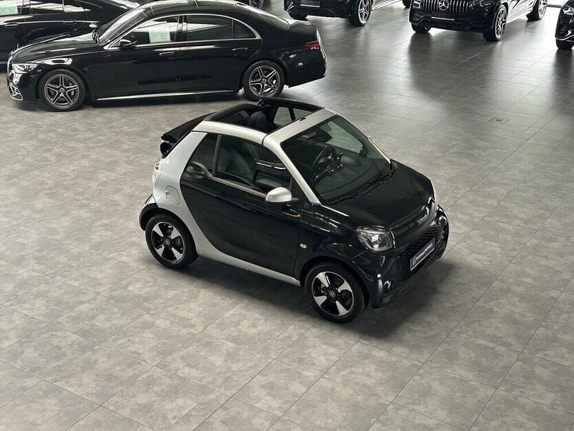ForTwo EQ CABRIO EXCLUSIVE-22KW-RÜCKFAHRKAMERA