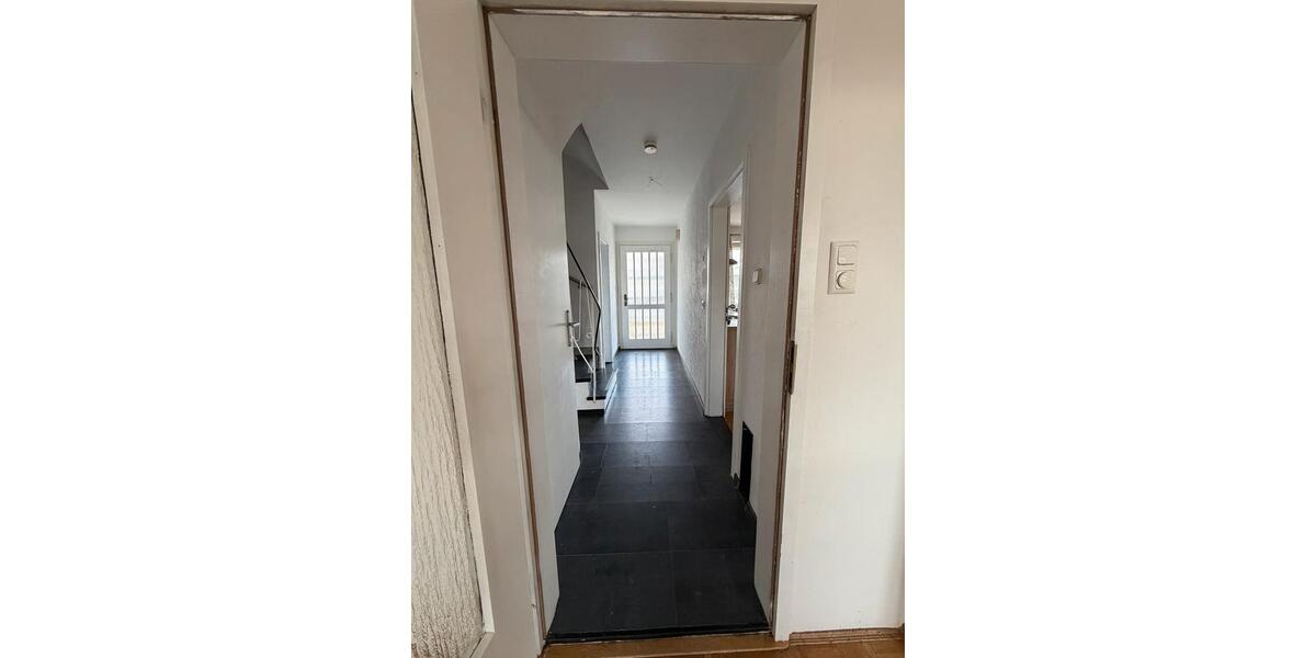 Reihenhaus Landsberg am Lech Ellighofen - 4 Zimmer, 115 m&sup2;, 1.950&euro; | Angebot:26609005