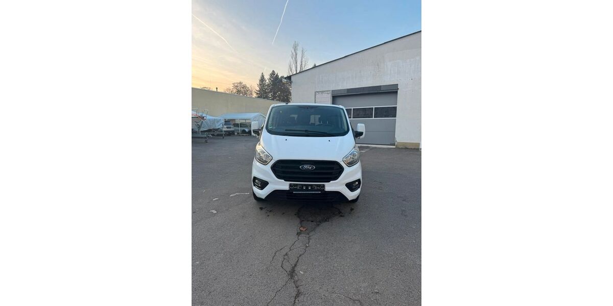 Ford Transit Custom 210.000 km 11.900 &euro; Schweinfurt 97424