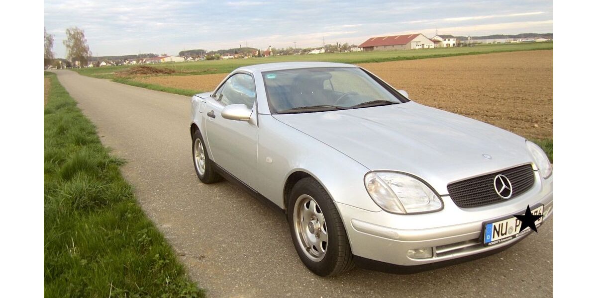 Mercedes-Benz SLK 200 107.557 km 4.690 &euro; Pfaffenhofen 89284