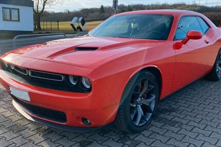 Dodge Challenger 101.833 km 24.999 &euro; Lauterbach 36341