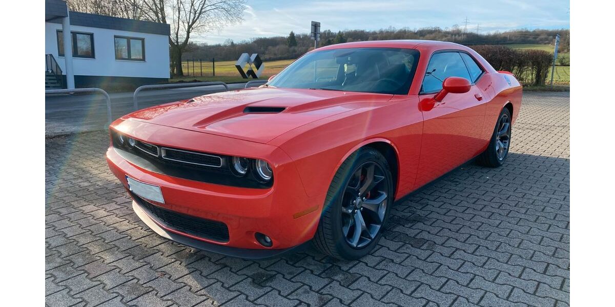Dodge Challenger 101.833 km 24.999 &euro; Lauterbach 36341
