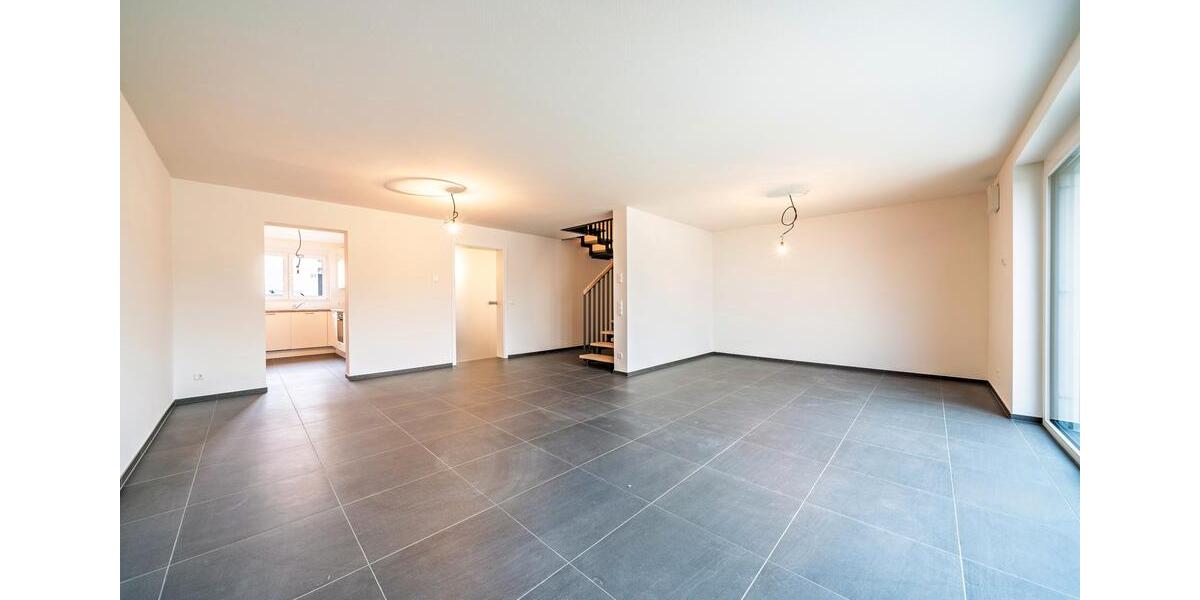 Reihenhaus Bad Friedrichshall - 4.5 Zimmer, 138 m&sup2;, 1.950&euro; | Angebot:26490984