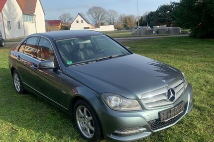 Mercedes C 200