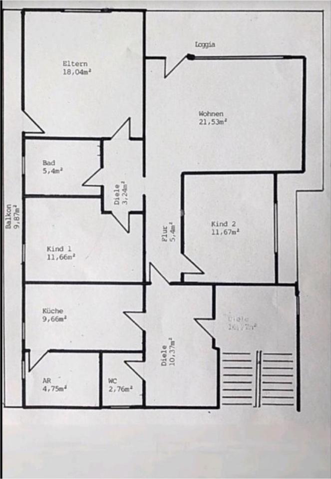 4-Zimmer Wohnung mit zwei Balkonen zu Verkaufen zimmer