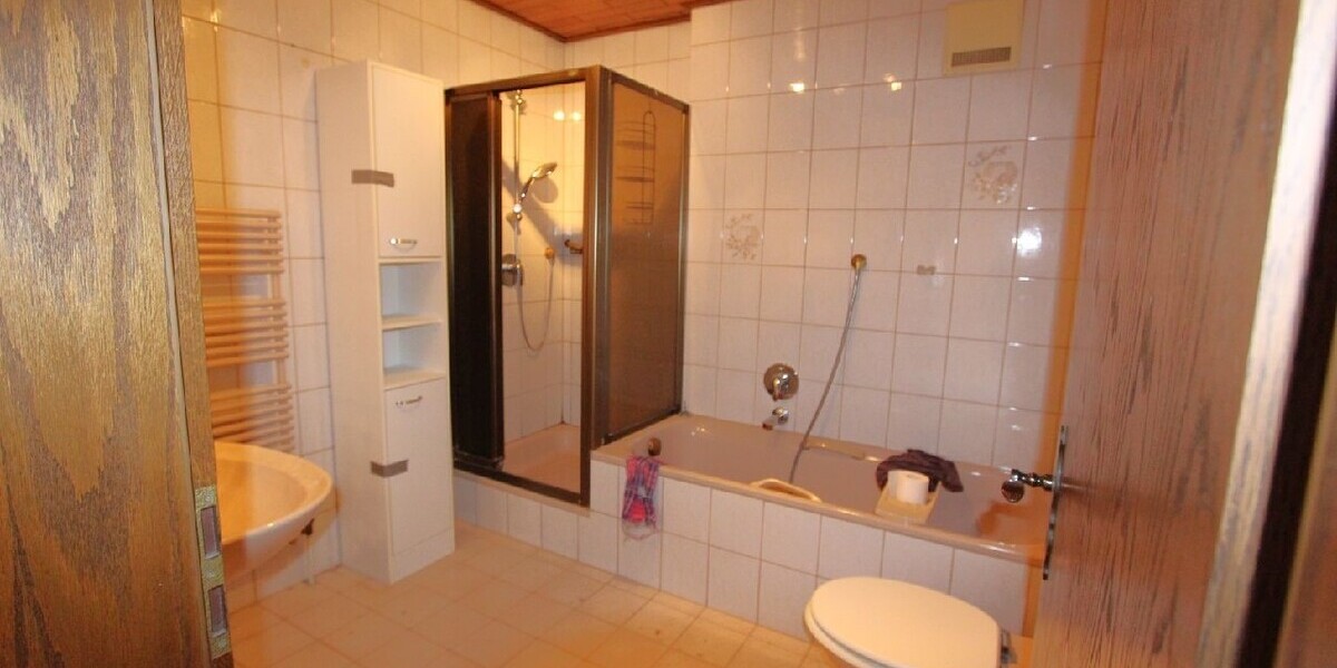 albero:) Gewerbe- und Wohnimmobilie mit Potenzial  Produktionshalle mit Büro + Zweifamilienhaus 8 zimmer