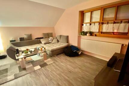 100 m² klimatisierte Wohnfläche im 1. OG zur Miete 3 zimmer