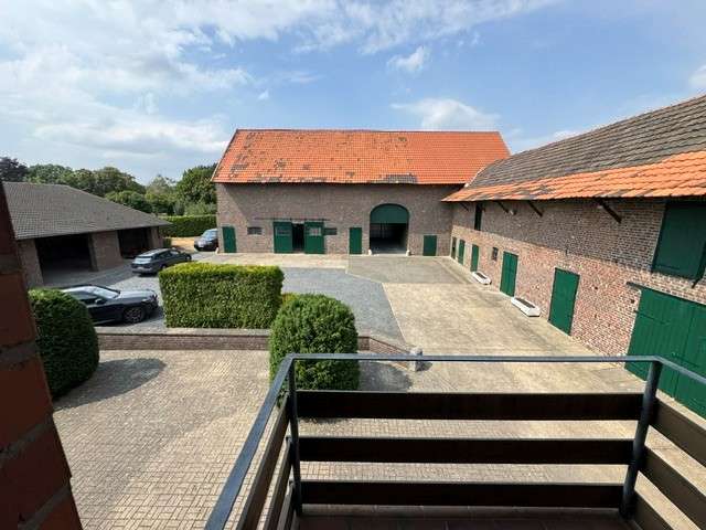 Einfamilienhaus Linnich - 7 Zimmer, 155 m&sup2;, 1.480&euro; | Angebot:27156496