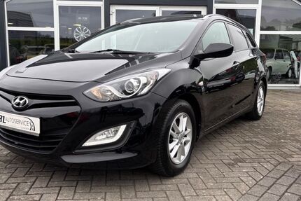 Hyundai i30 82.000 km 7.790 &euro; Löningen 49624