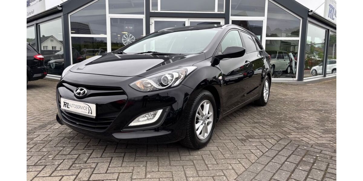 Hyundai i30 82.000 km 7.790 &euro; Löningen 49624