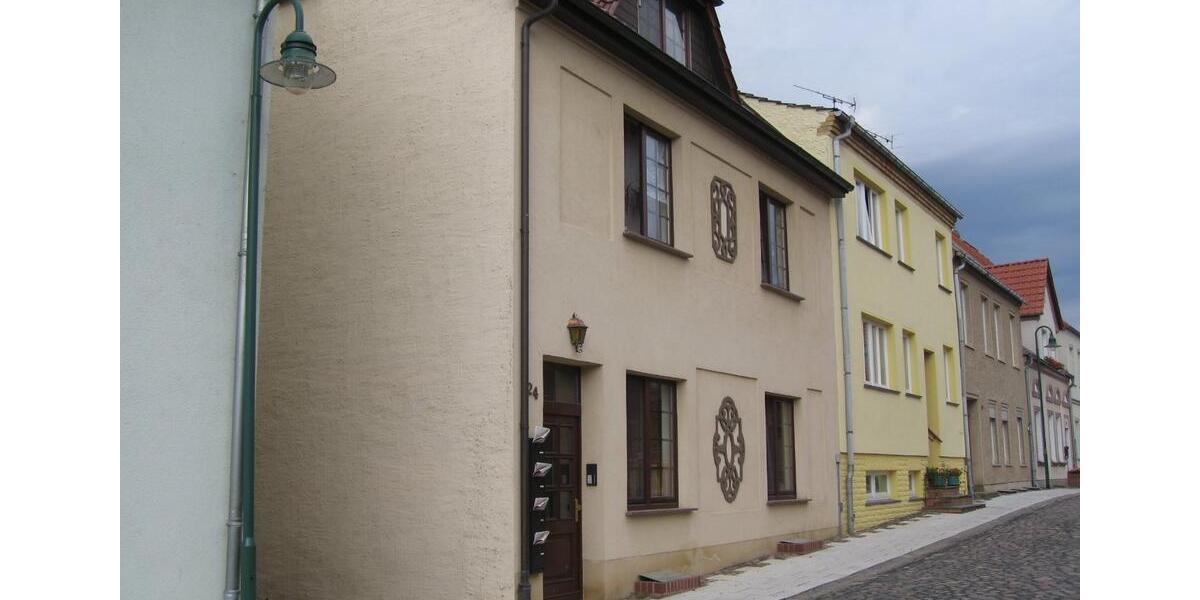 Erdgeschoßwohnung Wesenberg - 2.5 Zimmer, 84 m&sup2;, 690&euro; | Angebot:26184647