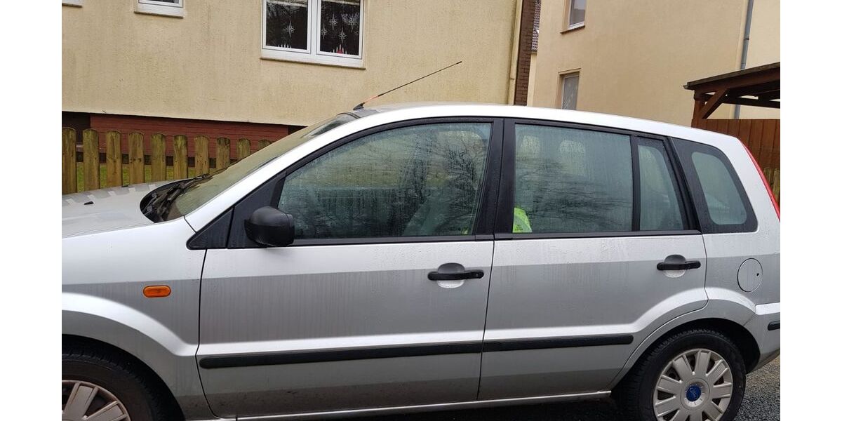 Ford Fusion 239.000 km 1.600 &euro; Goch 47574