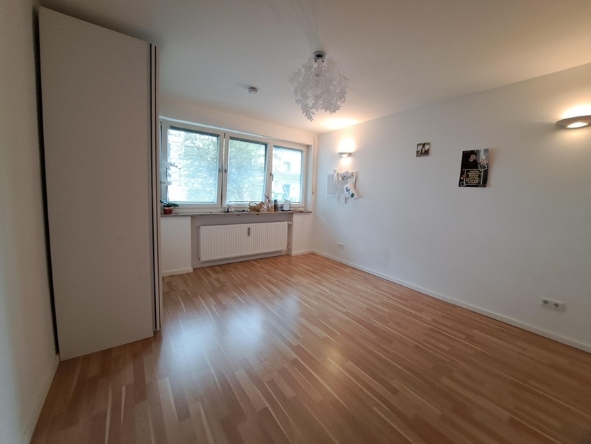 4,5-Zimmer-Wohnung (ohne Balkon!) in München-Sendling