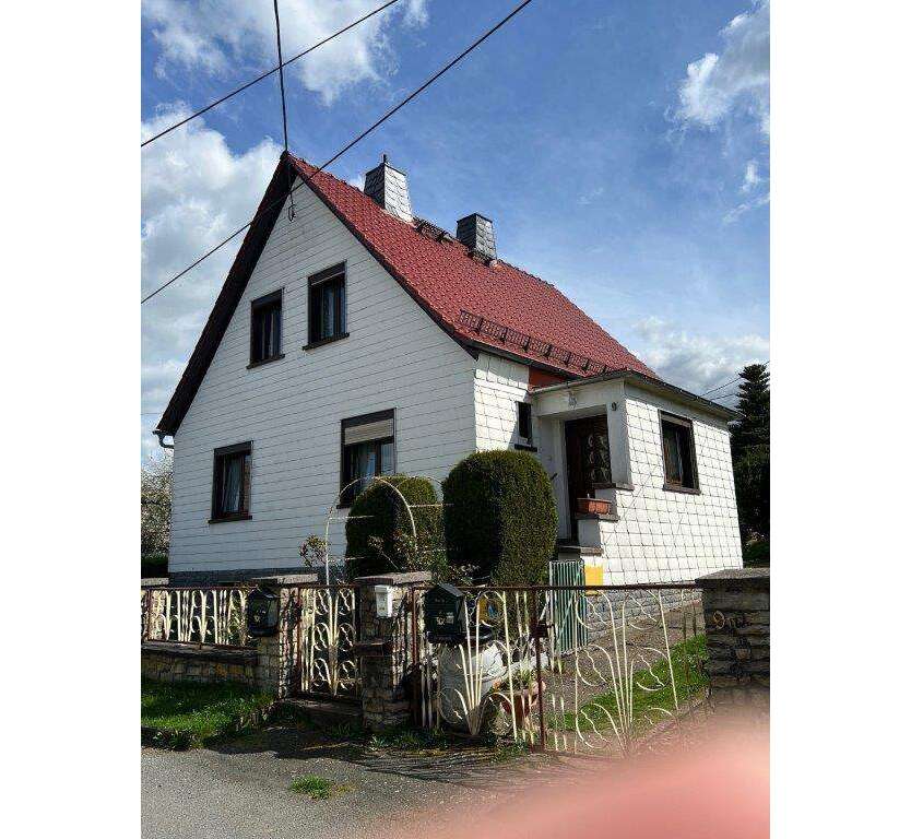 Haus zum Kaufen in Ilmenau 190.000 € 200 m²