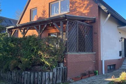 Haus Stolzenau - 8 Zimmer, 175 m&sup2;, 310.000&euro; | Angebot:25161647