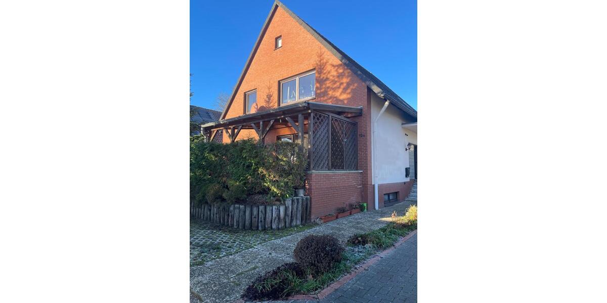 Mehrfamilienhaus, Wohnhaus Stolzenau - 8 Zimmer, 175 m&sup2;, 310.000&euro; | Angebot:25161647