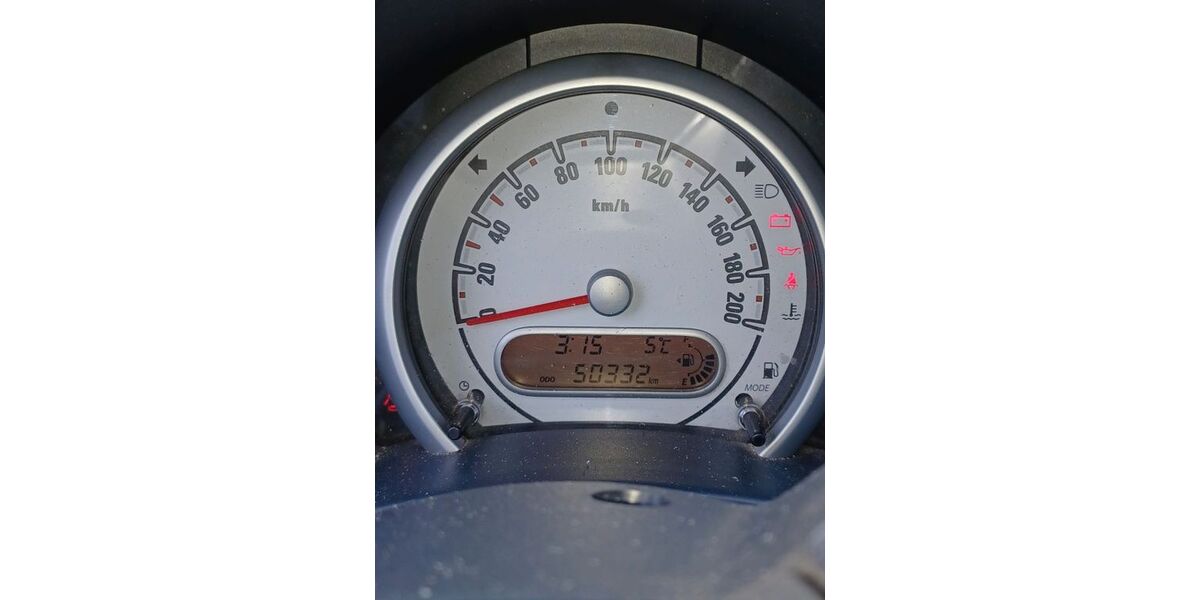 Opel Agila 50.332 km 2.500 &euro; Groß Molzahn 19217