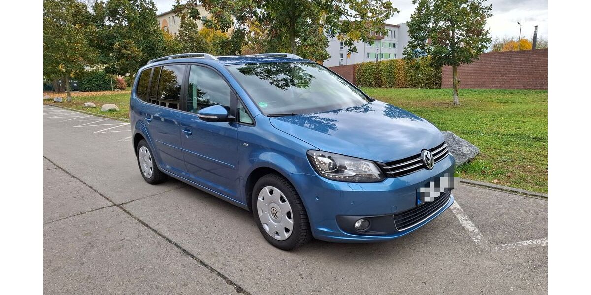 VW Touran 202.200 km 9.800 &euro; Lübbenau 03222