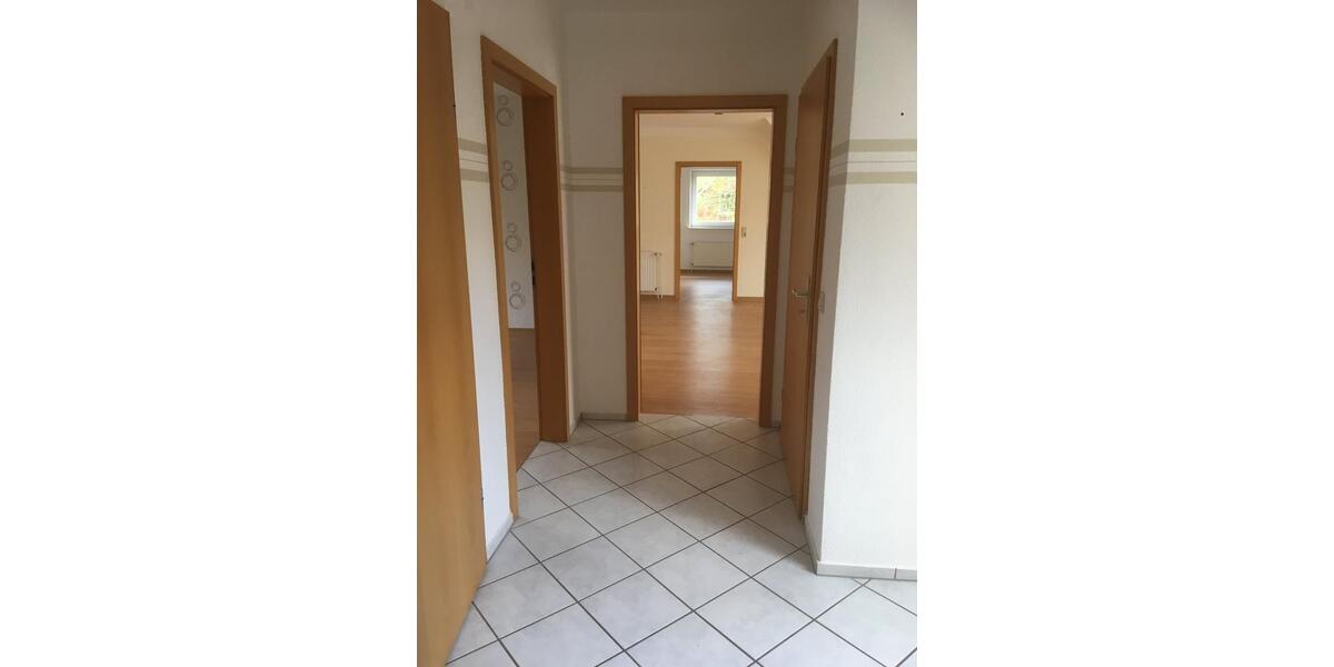 Dachgeschoßwohnung Hemmoor - 3 Zimmer, 75 m&sup2;, 690&euro; | Angebot:25571872