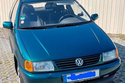 VW Polo 31.600 km 3.500 &euro; Treuen 08233