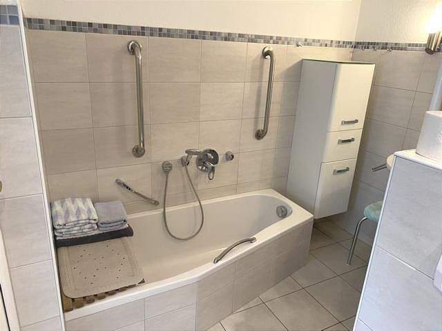 Einfamilienhaus Bad Bibra - 5 Zimmer, 165 m&sup2;, 149.000&euro; | Angebot:26694567