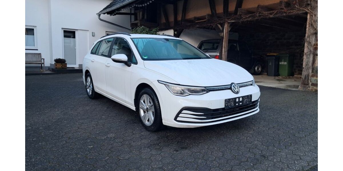 VW Golf 32.997 km 20.490 &euro; Neunkirchen-Seelscheid 53819