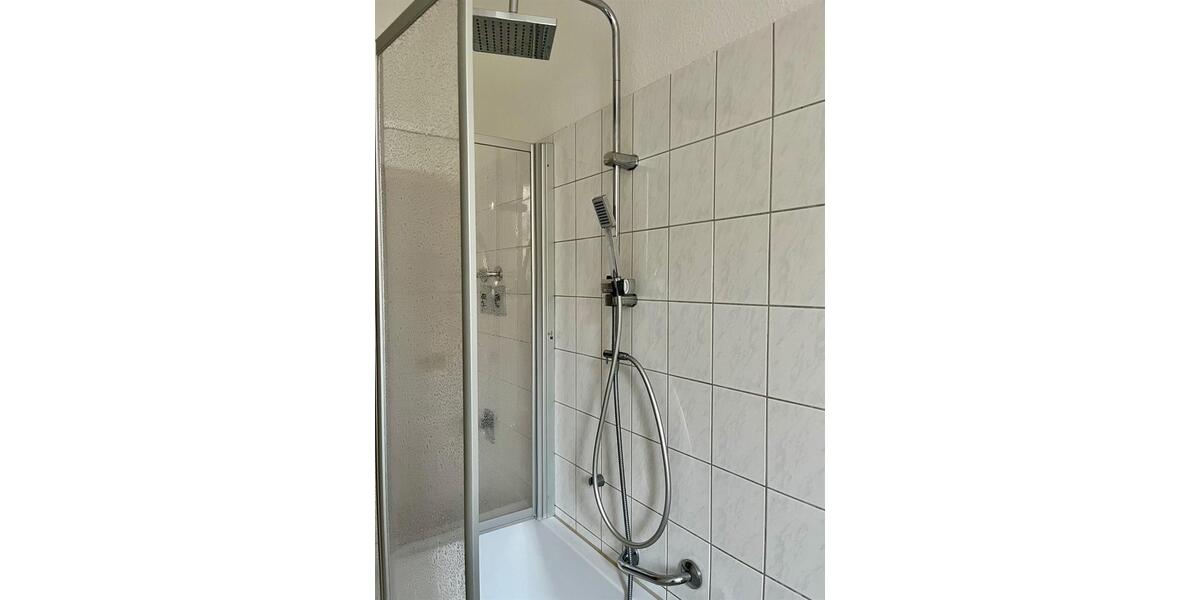 Zentral gelegene 2-Zimmer-Wohnung im 1. Obergeschoss 2 zimmer