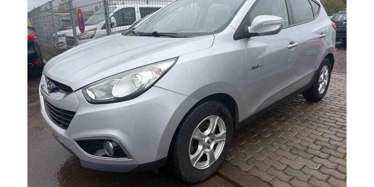 Hyundai ix35 158.000 km 5.900 &euro; Saarlouis 66740