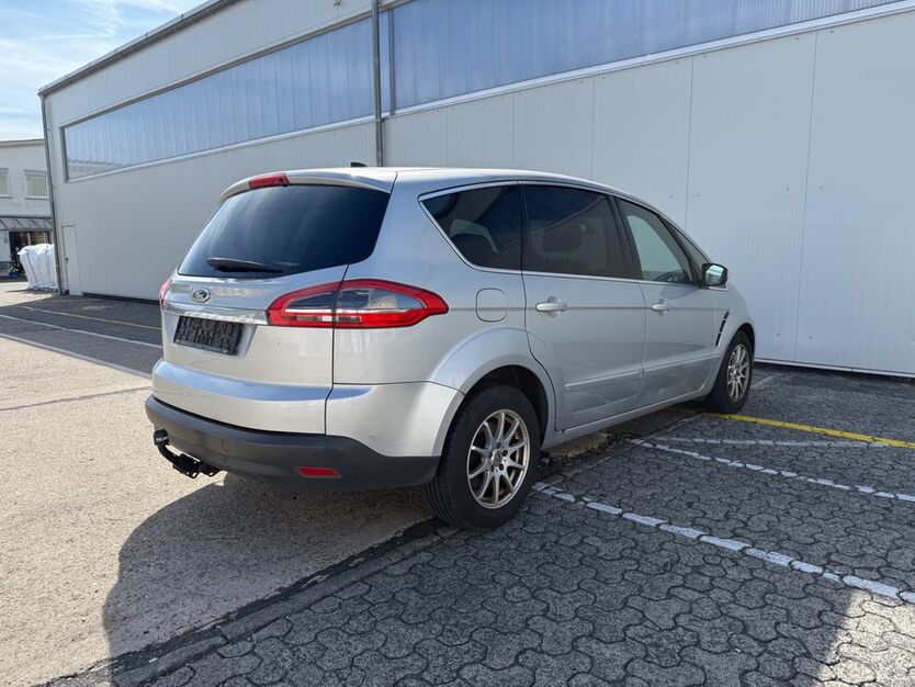 Ford S-Max 256.000 km 5.399 € Groß Gerau 64521